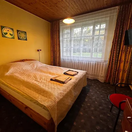 Hotell Kuivoja Looduskodu Loksa