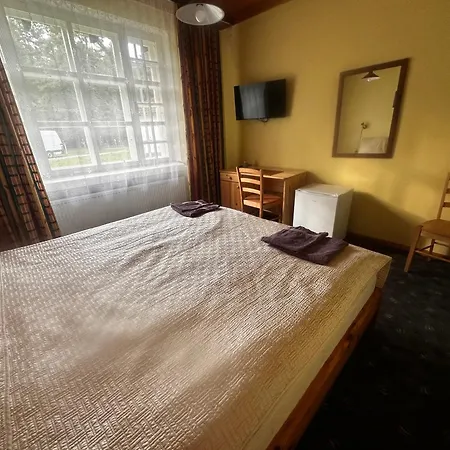 Hotel Kuivoja Looduskodu Loksa