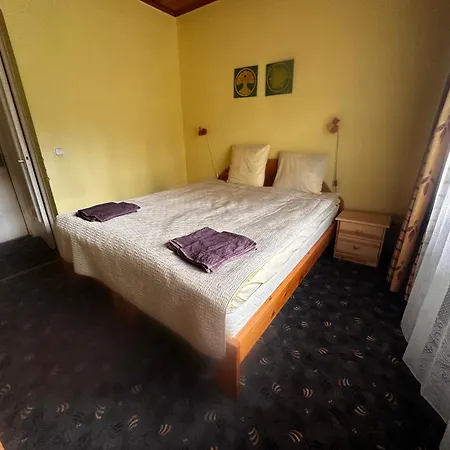Kuivoja Looduskodu Hotel Loksa