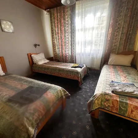 Hotel Kuivoja Looduskodu Loksa